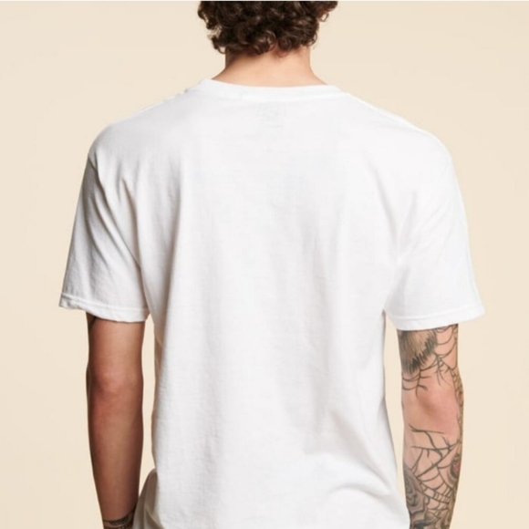 White Moon Waves Boho Tee Shirt New Tags XXL Earthbound - Picture 3 of 3